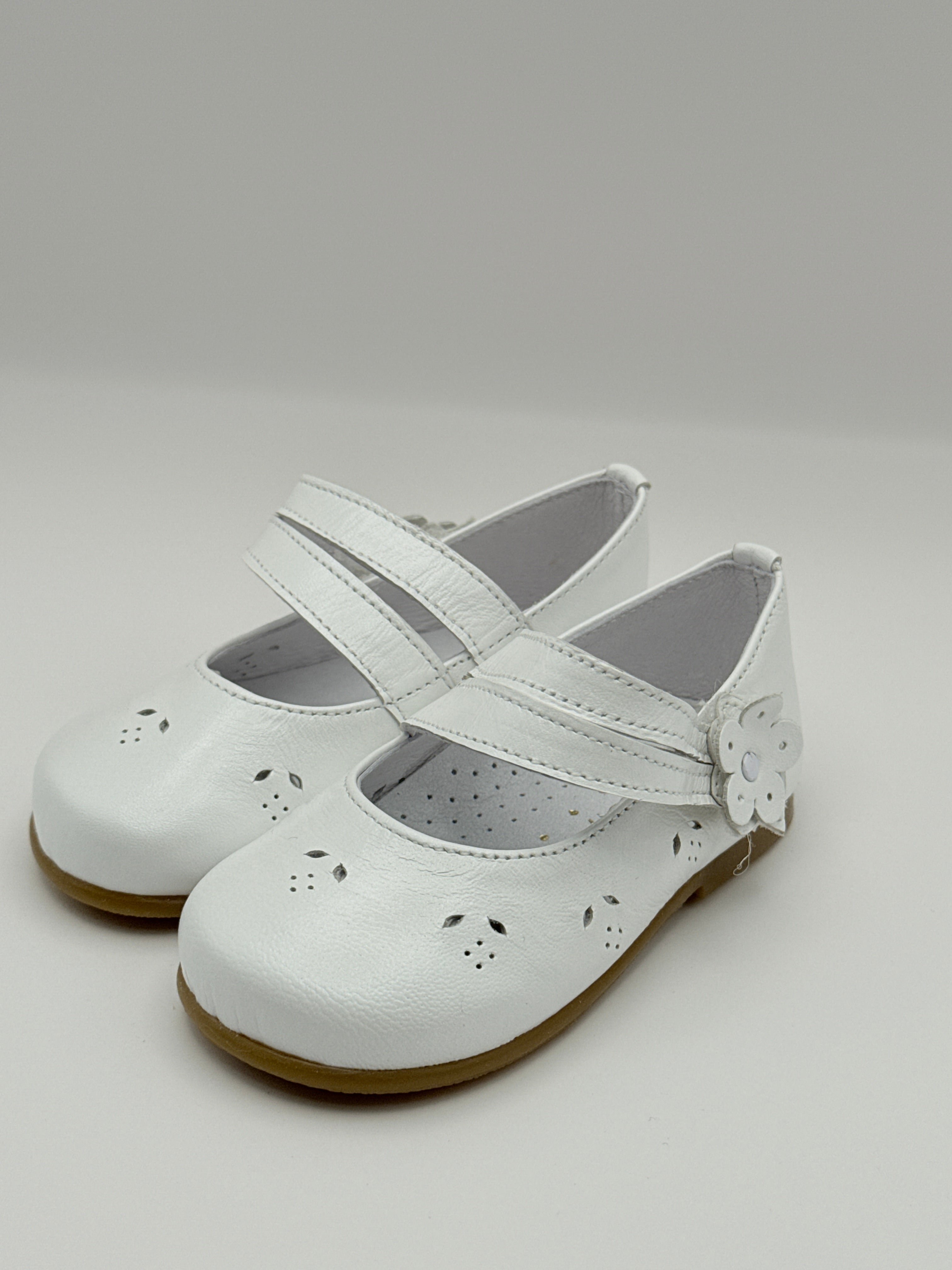 Mary Jane Flower White