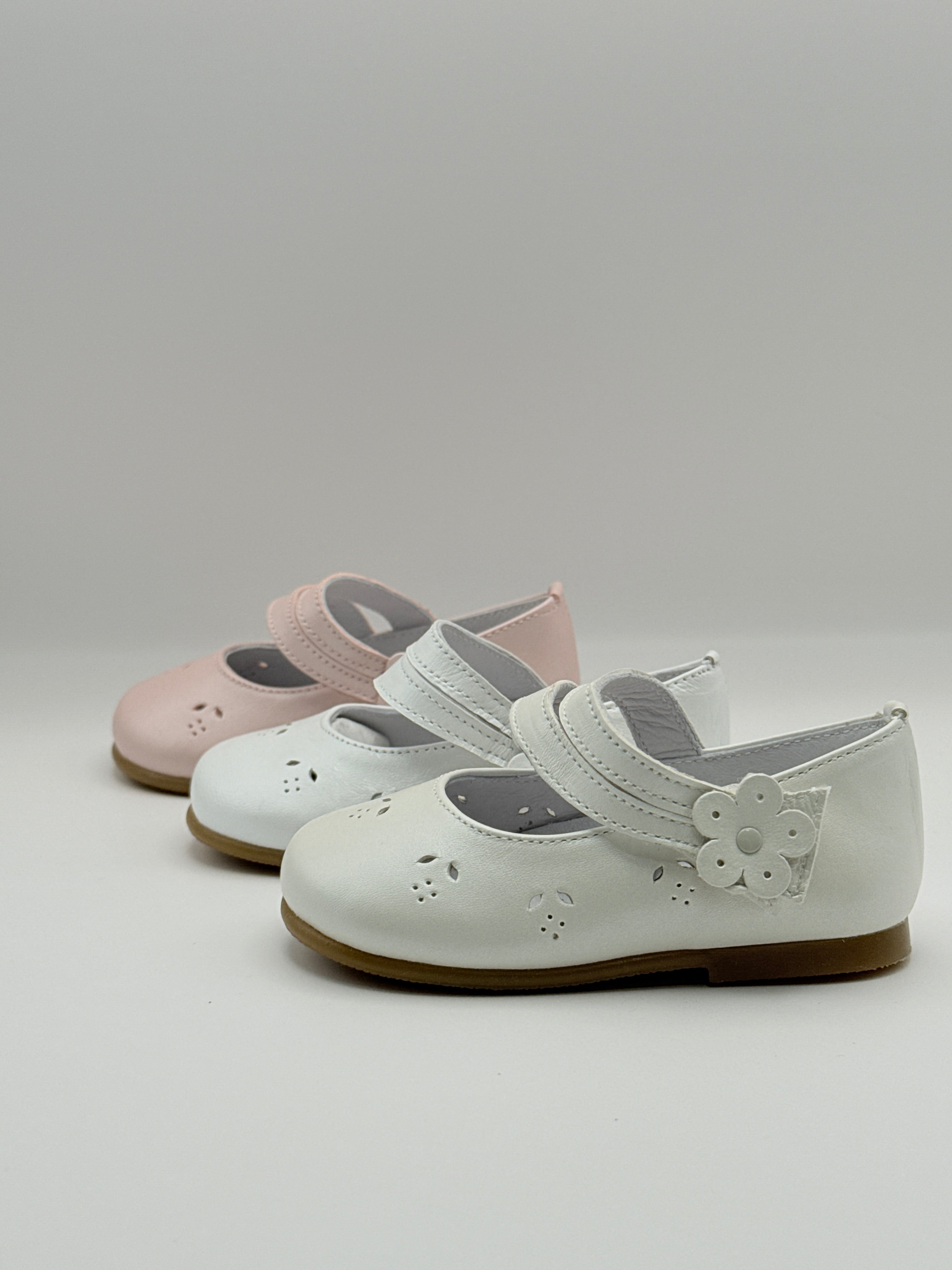 Mary Jane Flower White