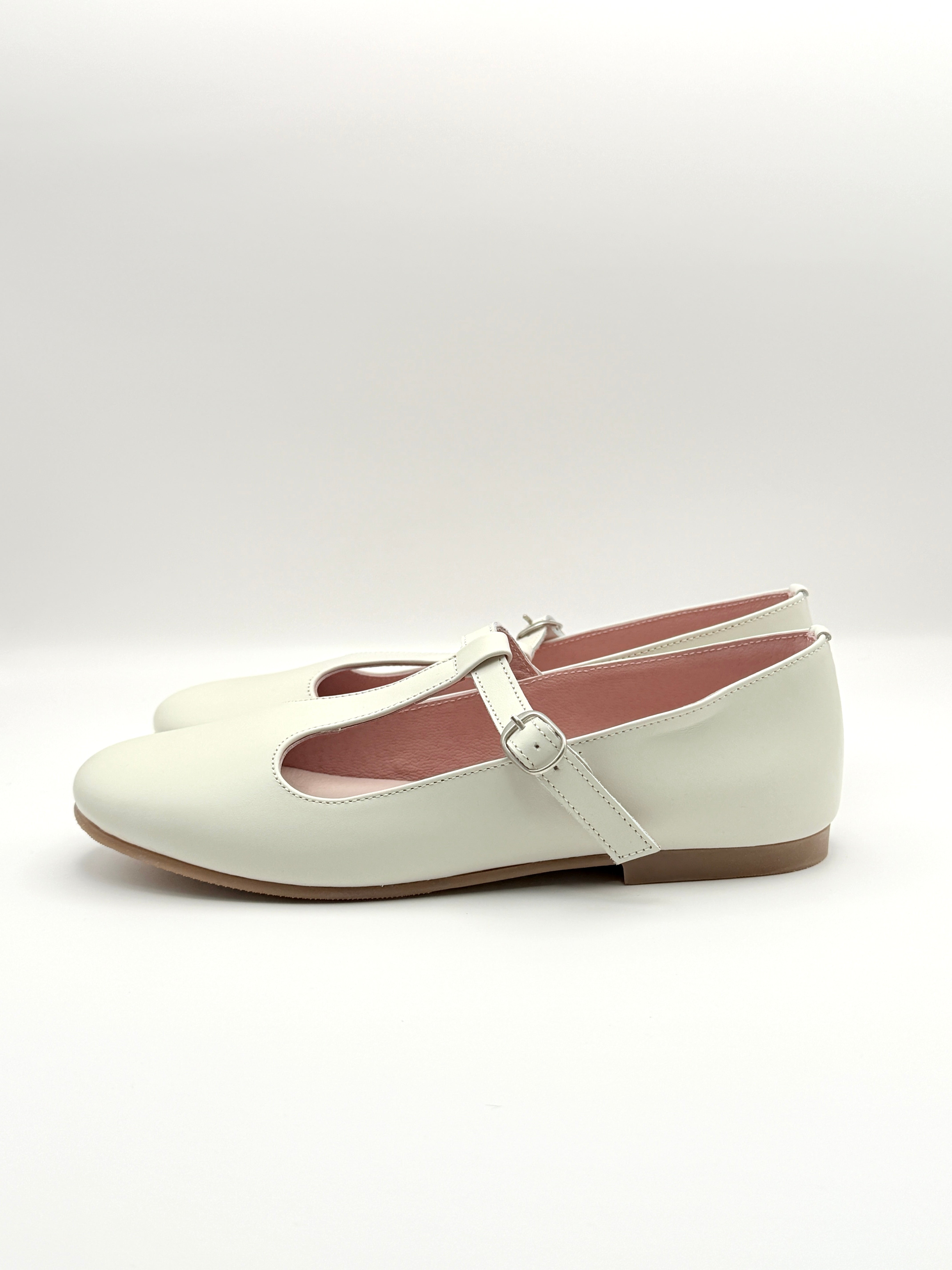Mary Jane Leticia Porcelain
