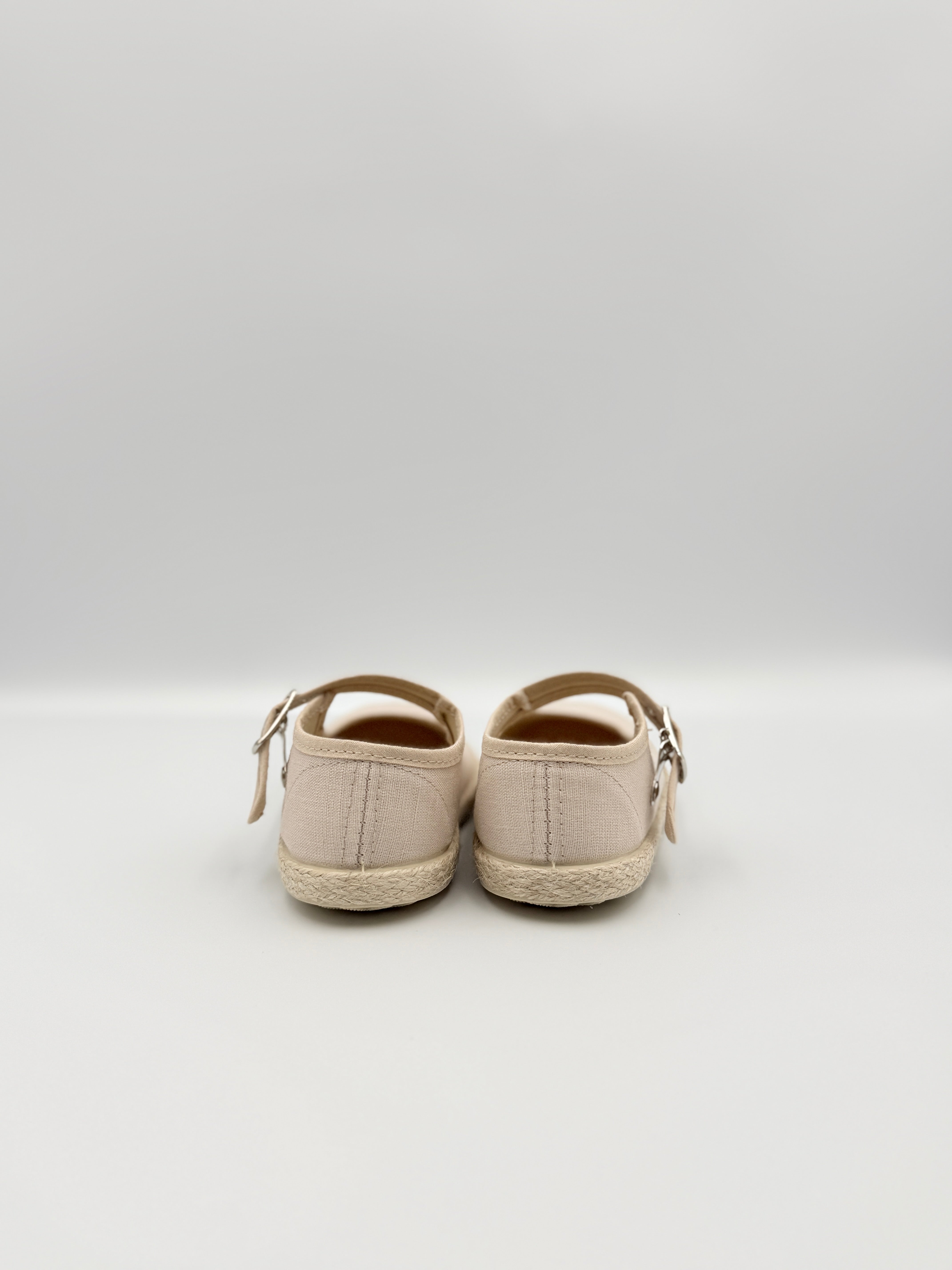 Mary Jane Linus Jute' Sand