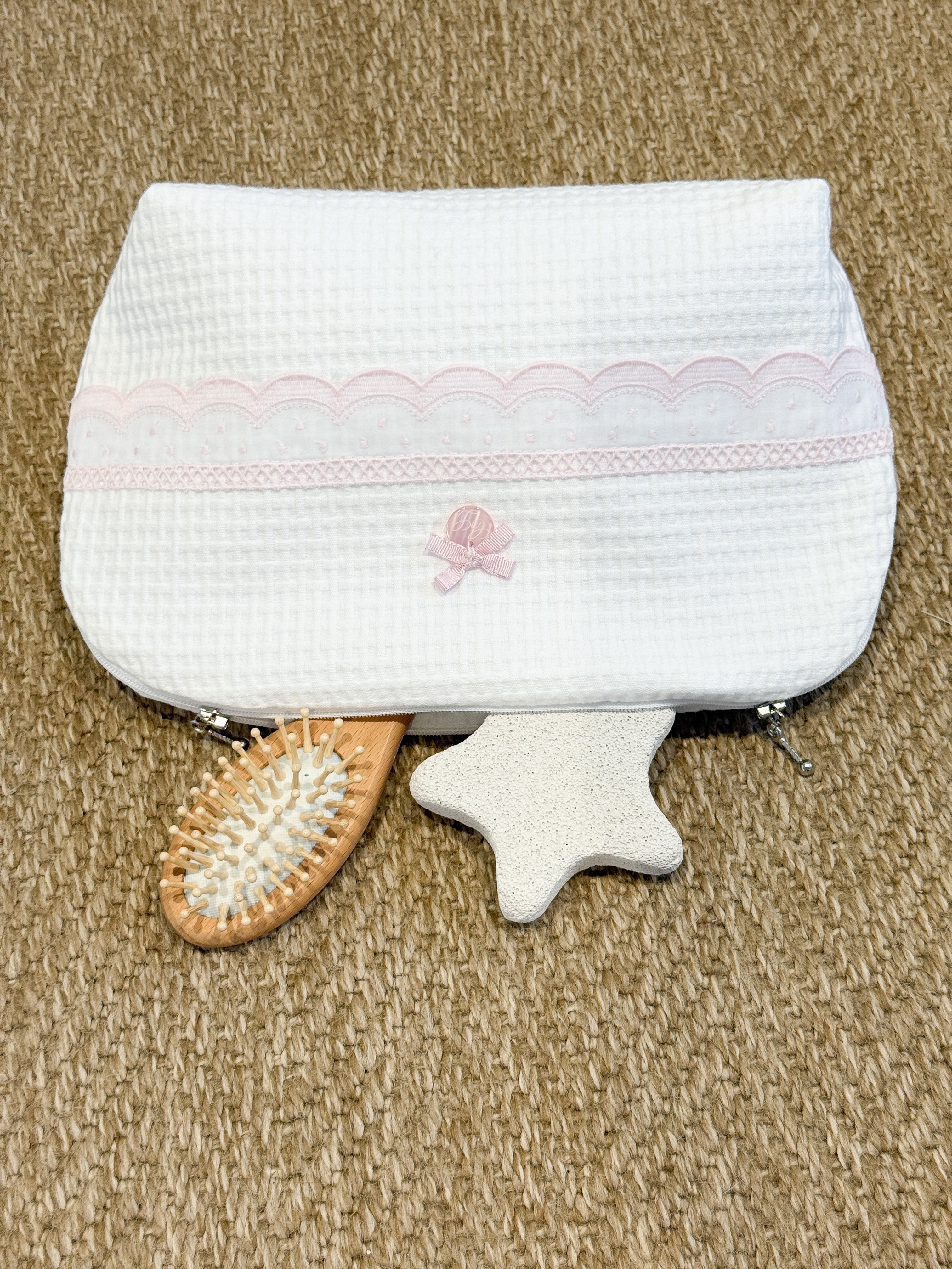 Toiletry Bag Dots