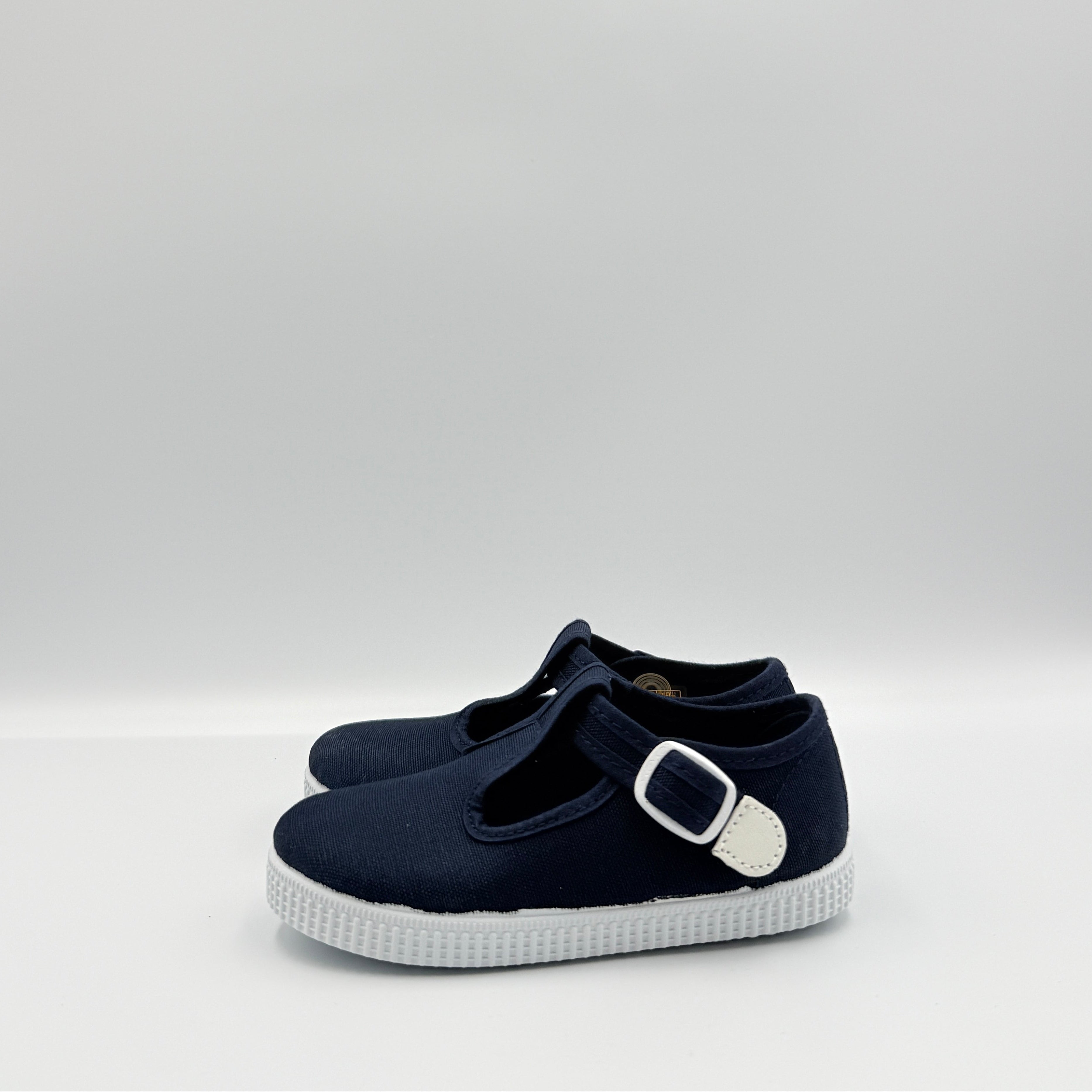 T- Strap 'Naia' Marino