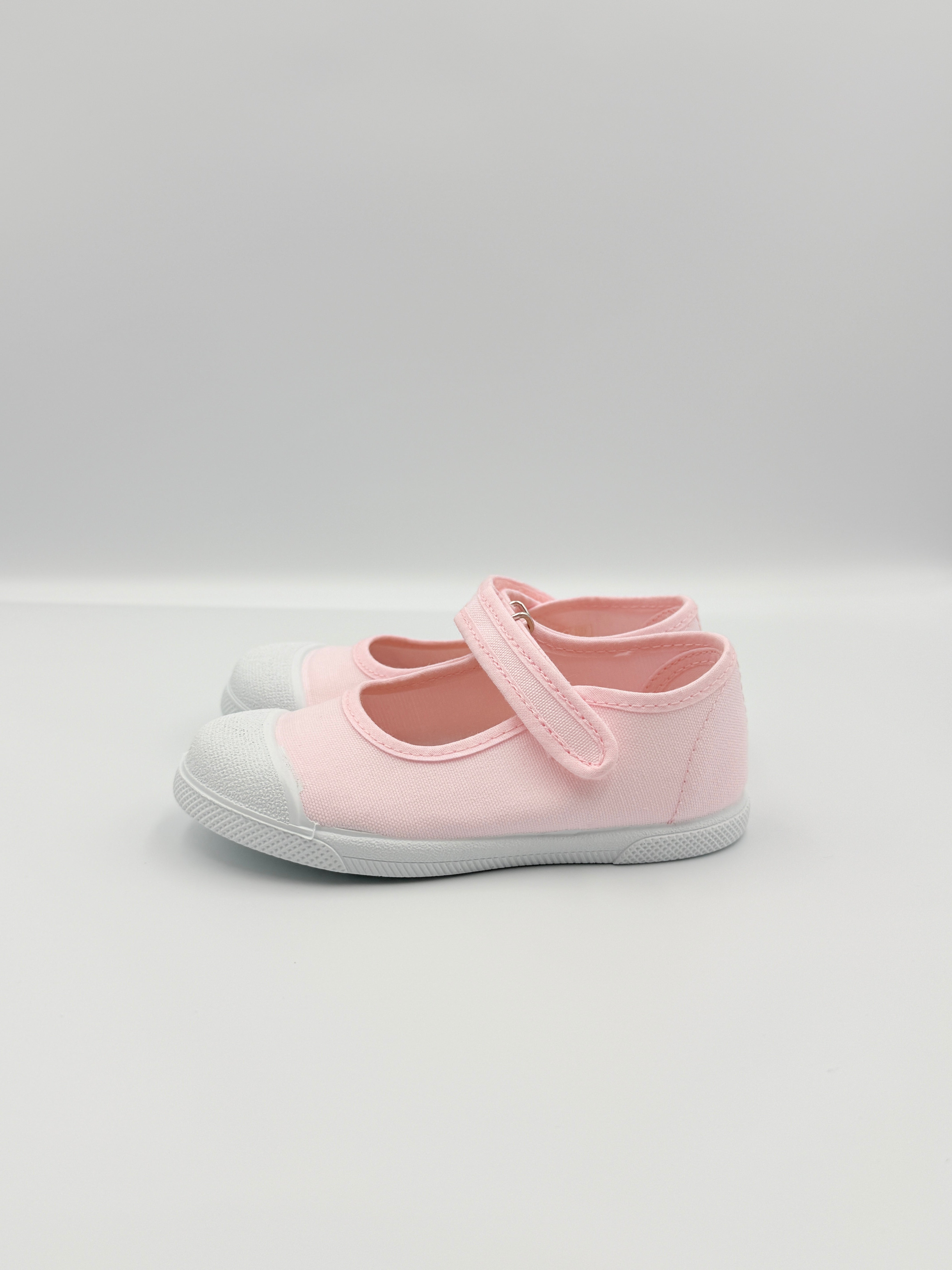 Mary Jane 'Cap Toe' Pink