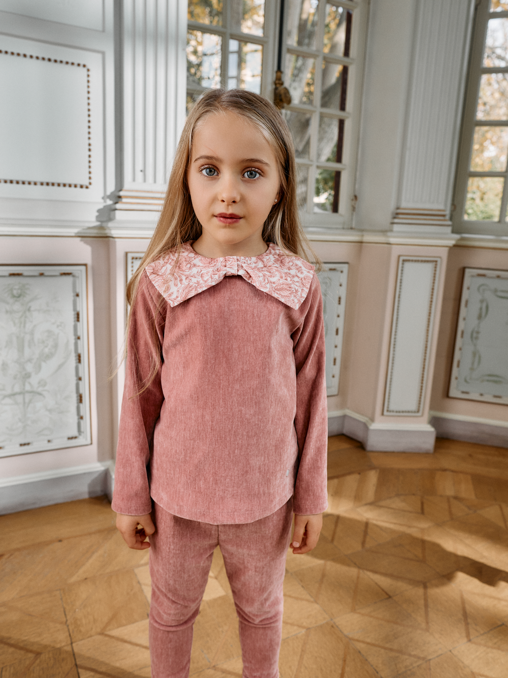 Outfit 'Pink Liberty Collar'