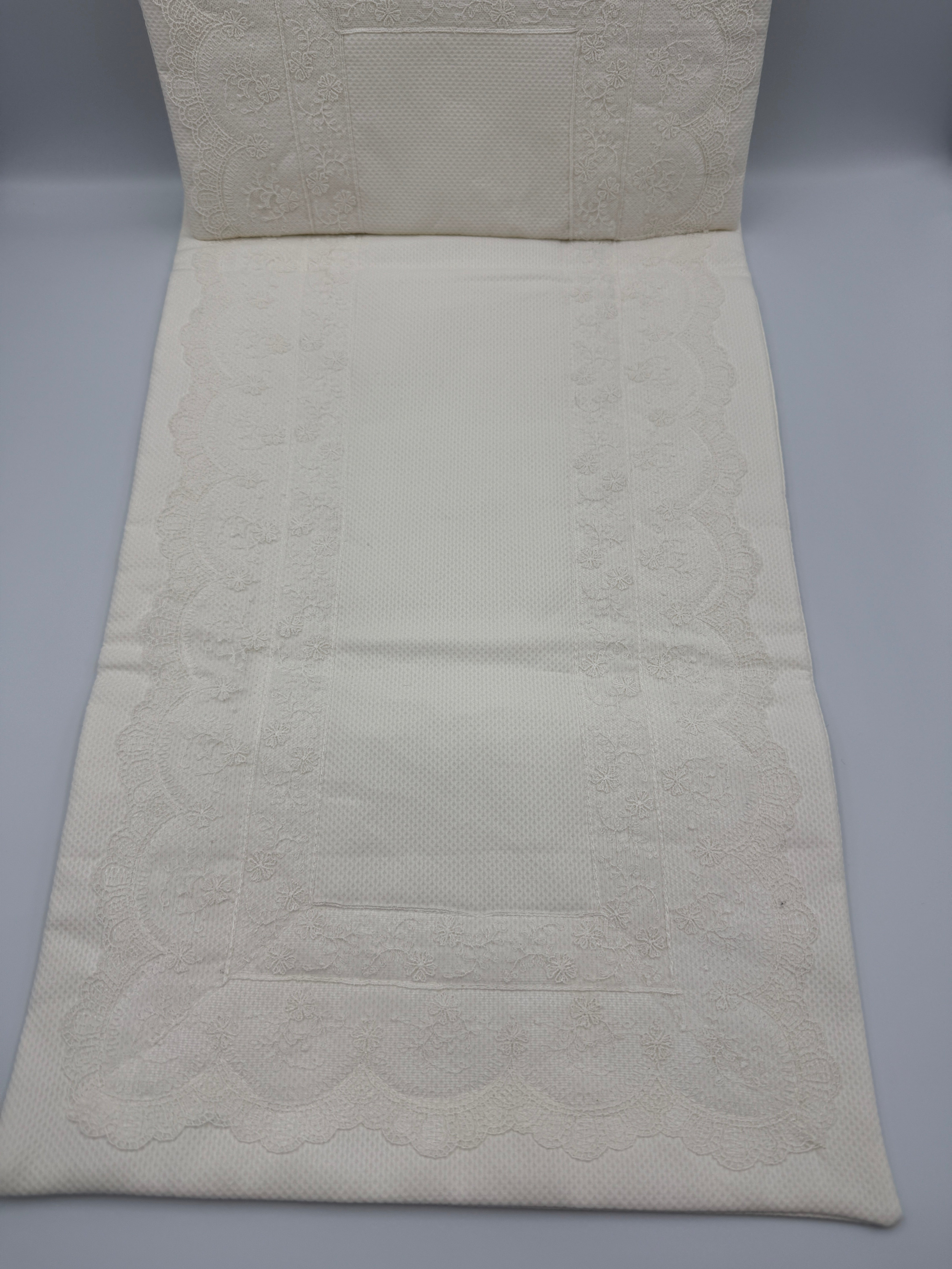 Bassinet Cover 'Beatriz'- Pillow & Liner