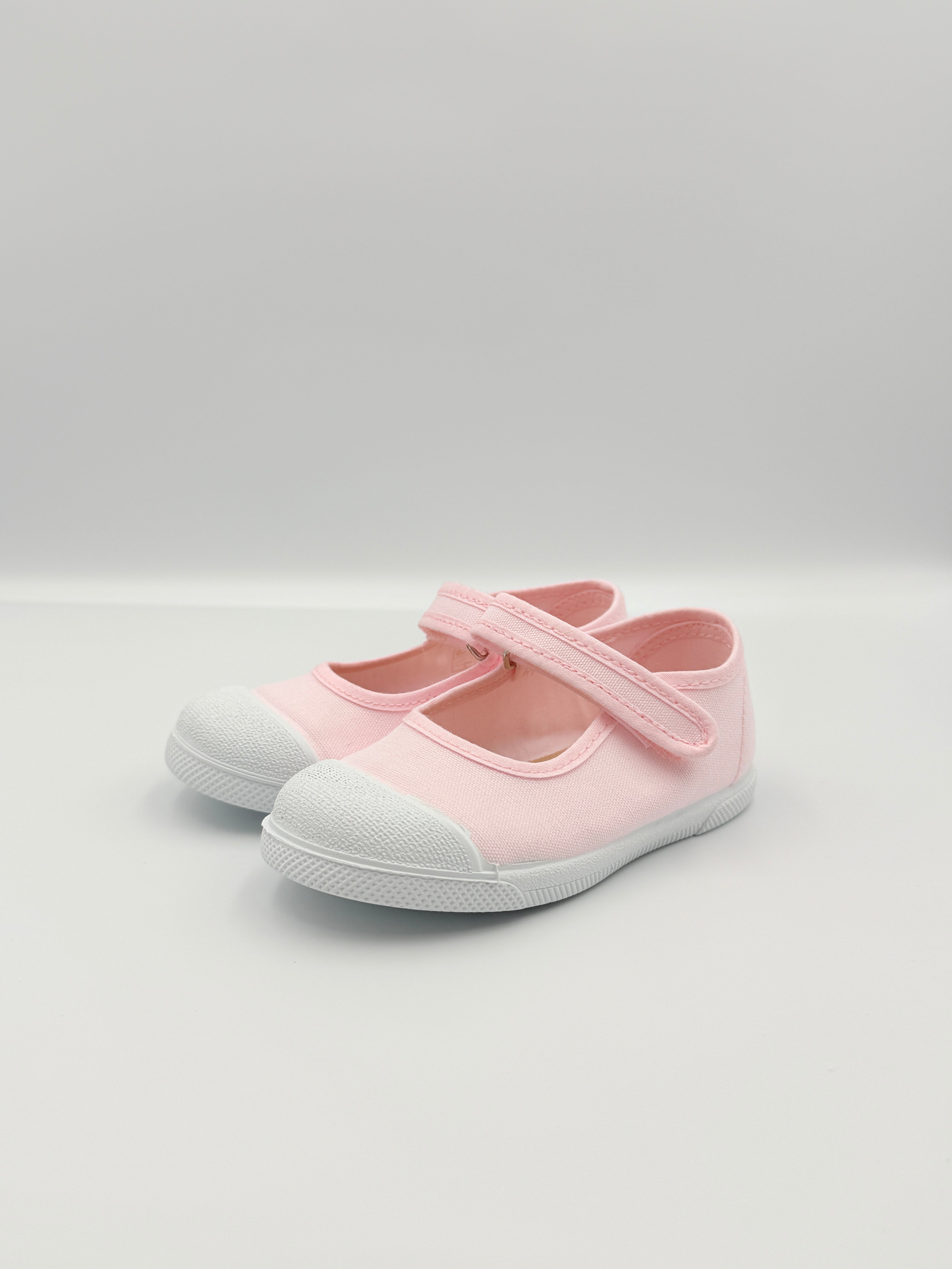 Mary Jane 'Cap Toe' Pink