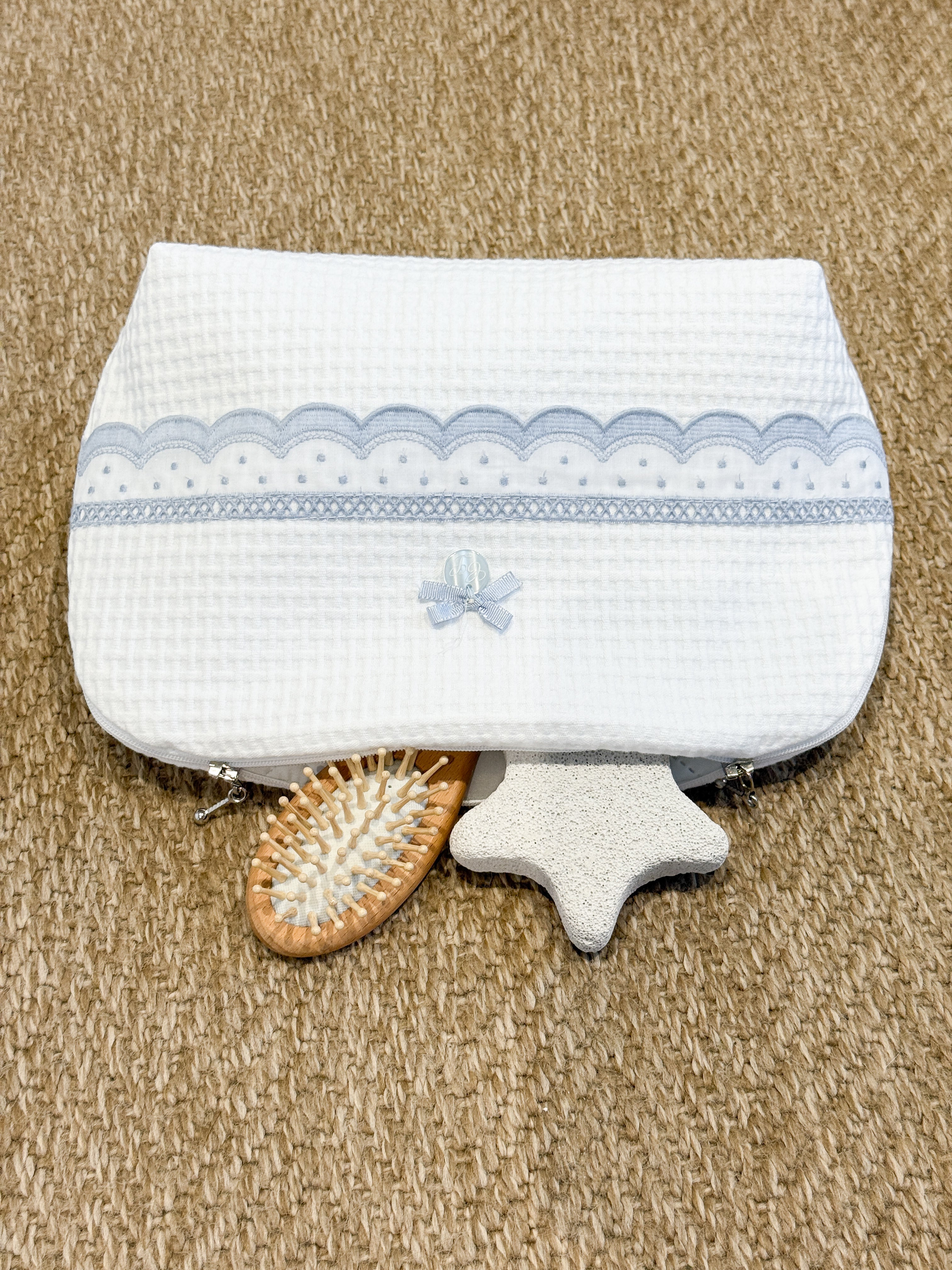Toiletry Bag Dots