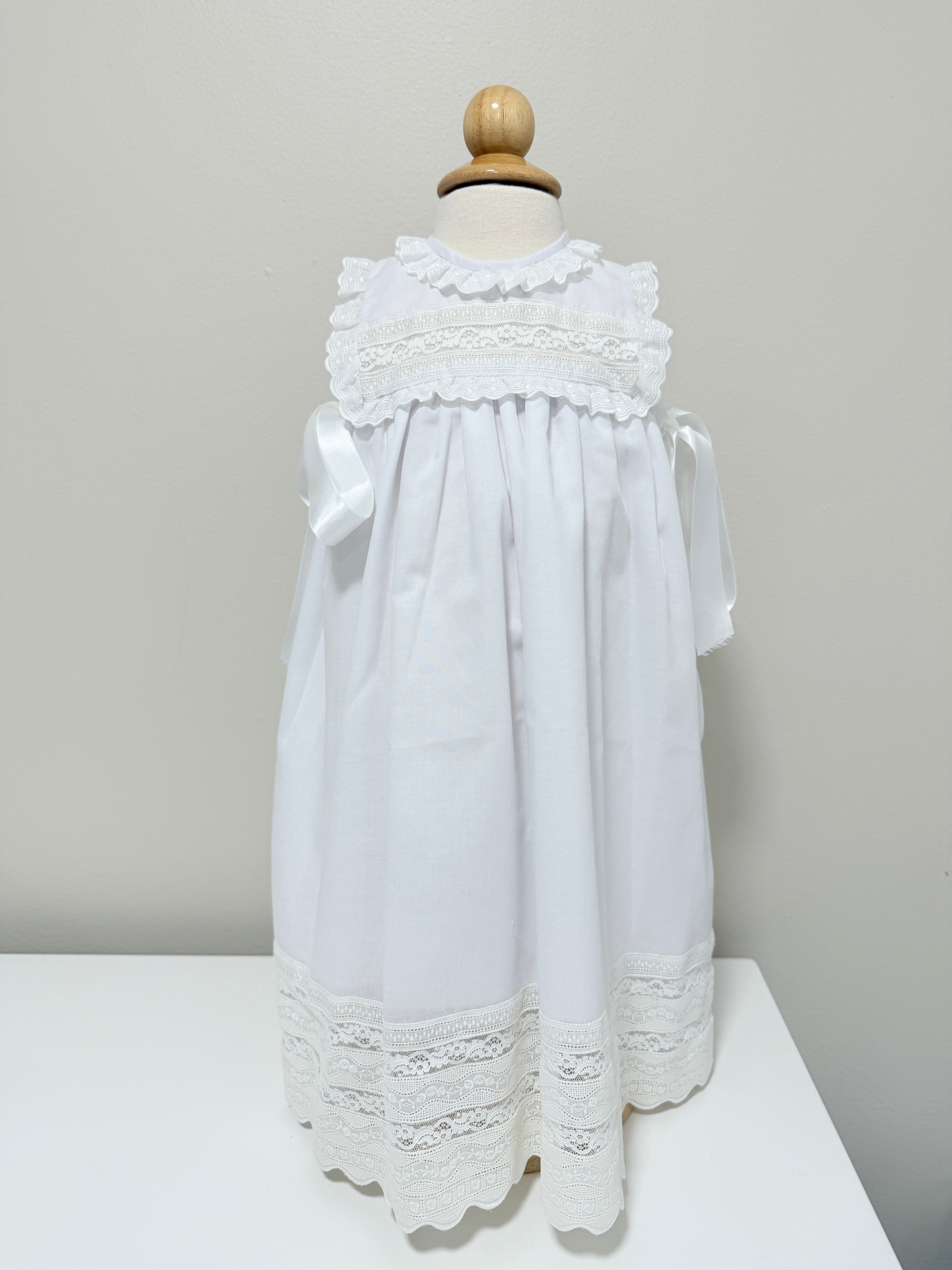Artisanal Gown 'Batiste'
