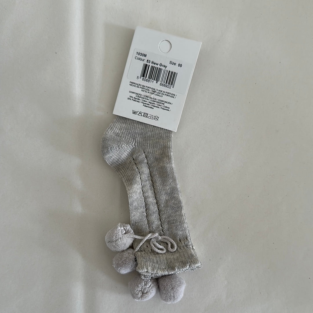 Knee Socks Pompom